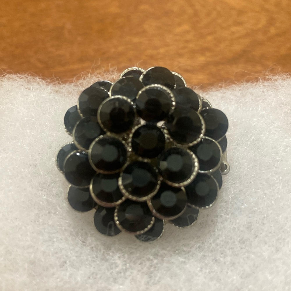 Vintage modern black flower ring elastic band black sequin beads